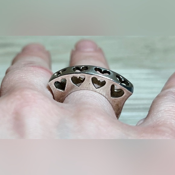 Vintage Designer Signed Sterling Silver Open Heart Tall Dome Ring, Size 6, 5.1g - Picture 12 of 15